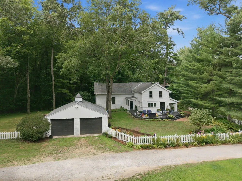 15752 Locke Road Chikaming Township, MI 49129