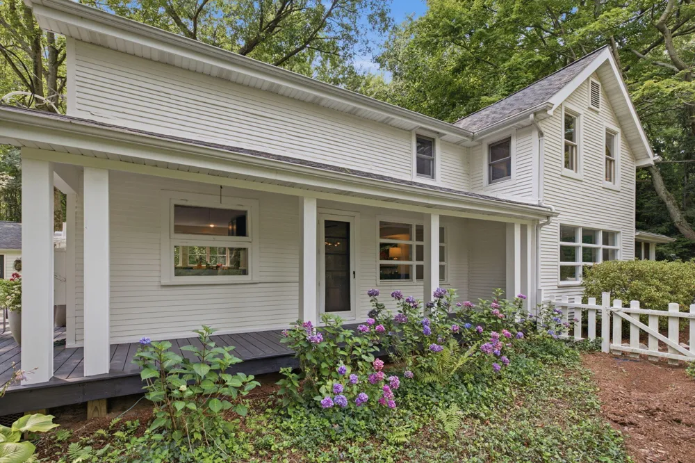 15752 Locke Road Chikaming Township, MI 49129