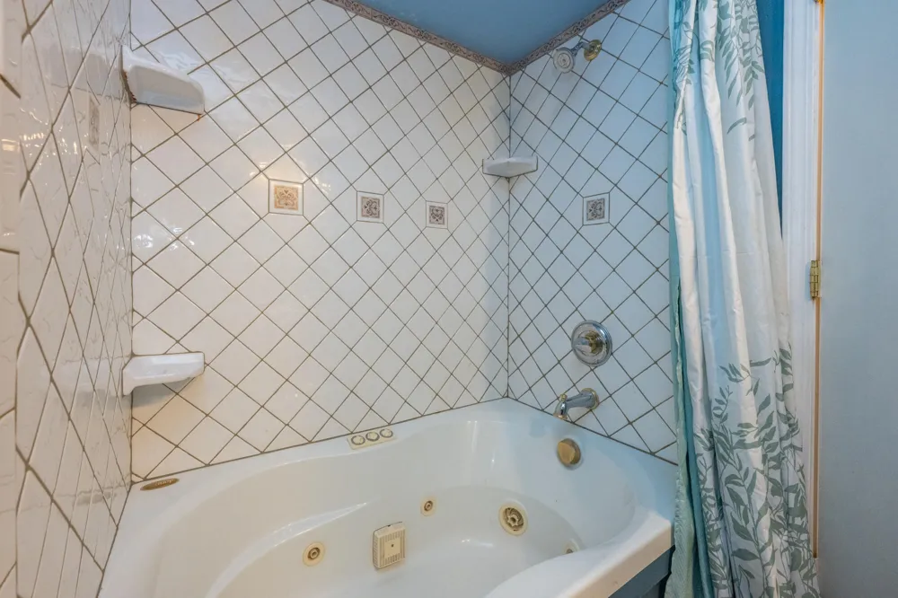 1765 Hacienda Drive Lincoln Charter Township, MI 49127