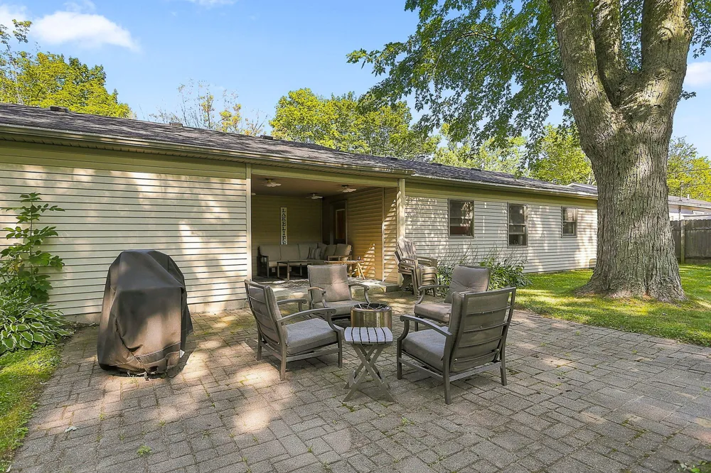 1063 Hazel Street South Haven City, MI 49090