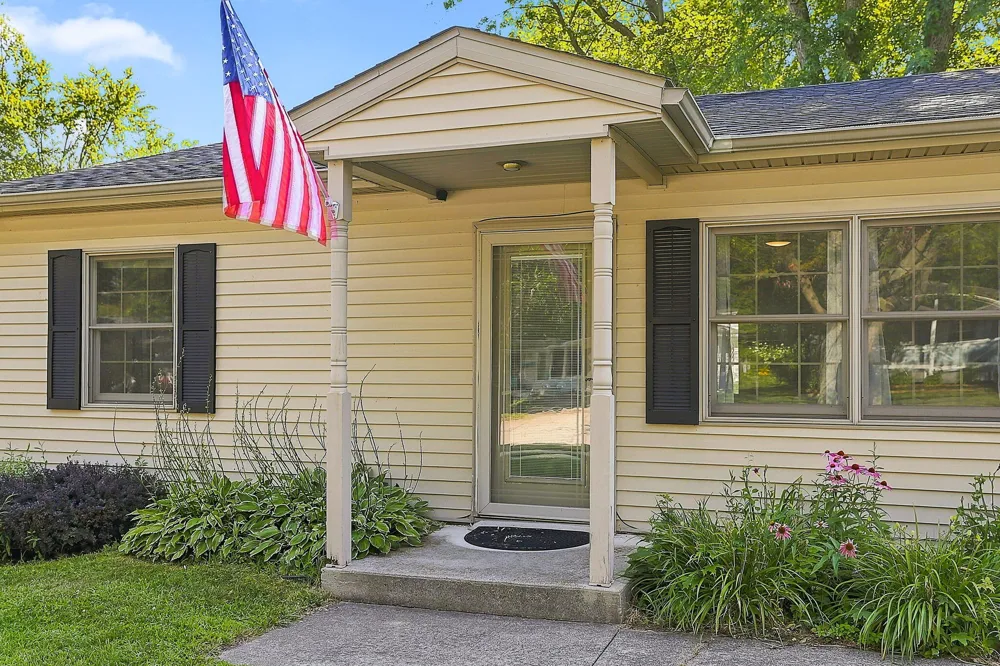 1063 Hazel Street South Haven City, MI 49090