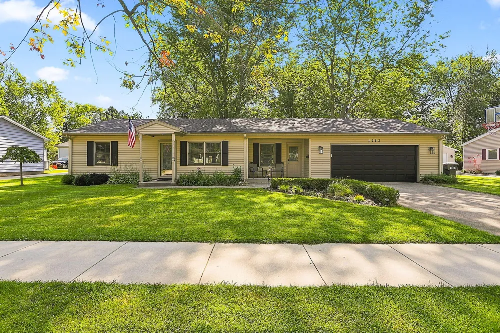 1063 Hazel Street South Haven City, MI 49090