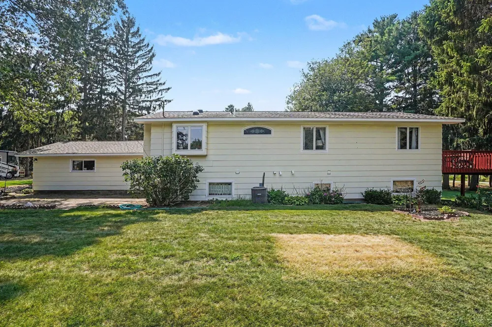 15332 Kevin Grand Haven Charter Township, MI 49417