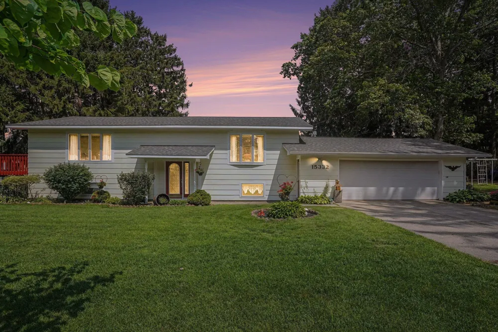 15332 Kevin Grand Haven Charter Township, MI 49417
