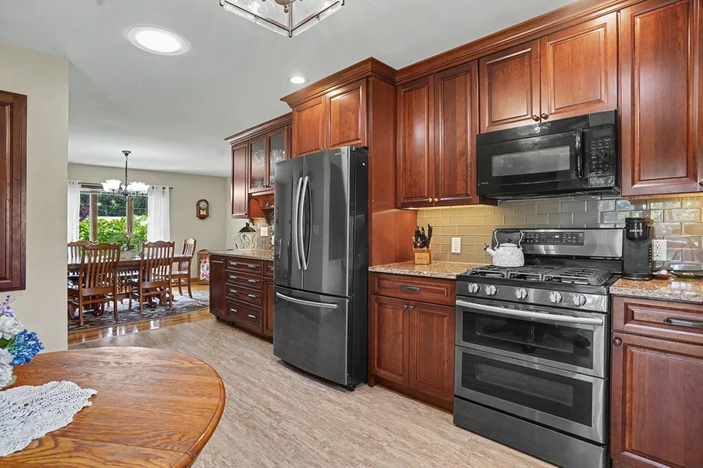 15332 Kevin Grand Haven Charter Township, MI 49417