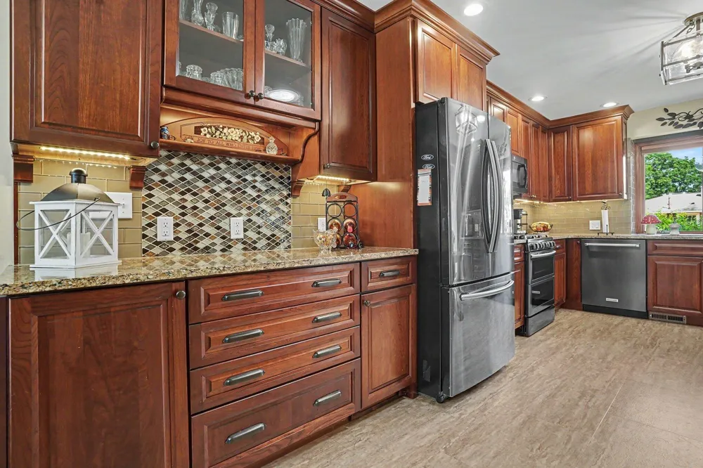 15332 Kevin Grand Haven Charter Township, MI 49417
