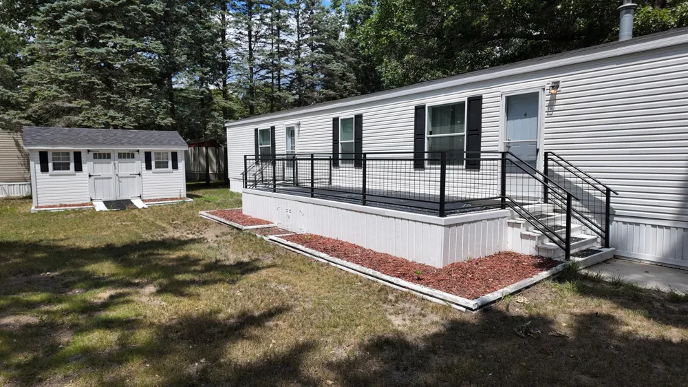 2401 Oak Street Cedar Creek Township, MI 49457