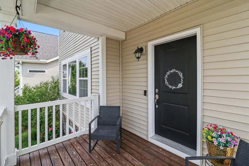 2129 Kensington Park Circle Holland City, MI 49423