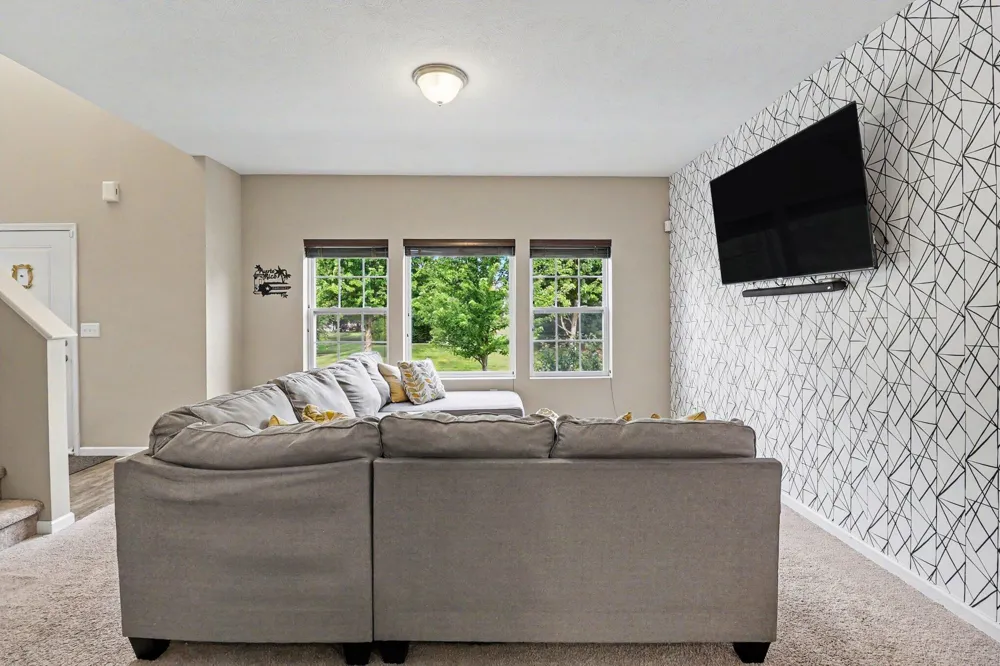 2129 Kensington Park Circle Holland City, MI 49423