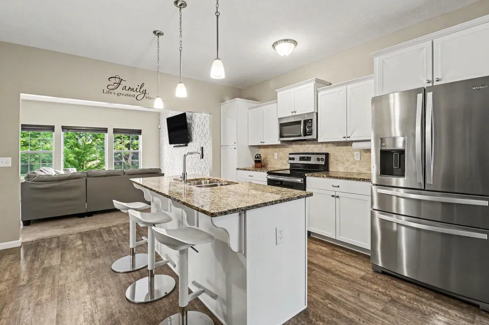 2129 Kensington Park Circle Holland City, MI 49423