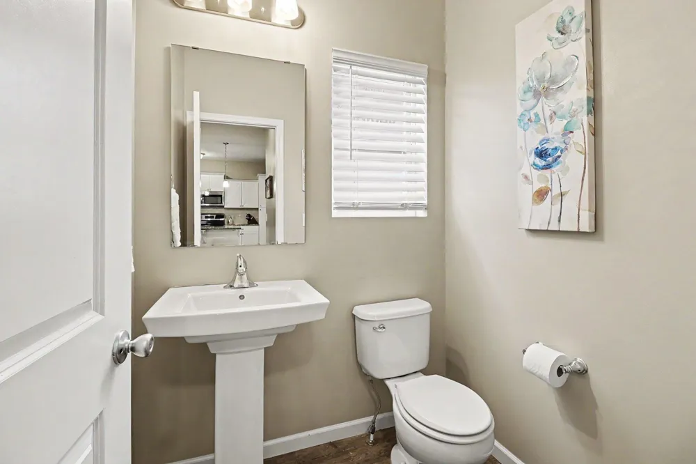 2129 Kensington Park Circle Holland City, MI 49423