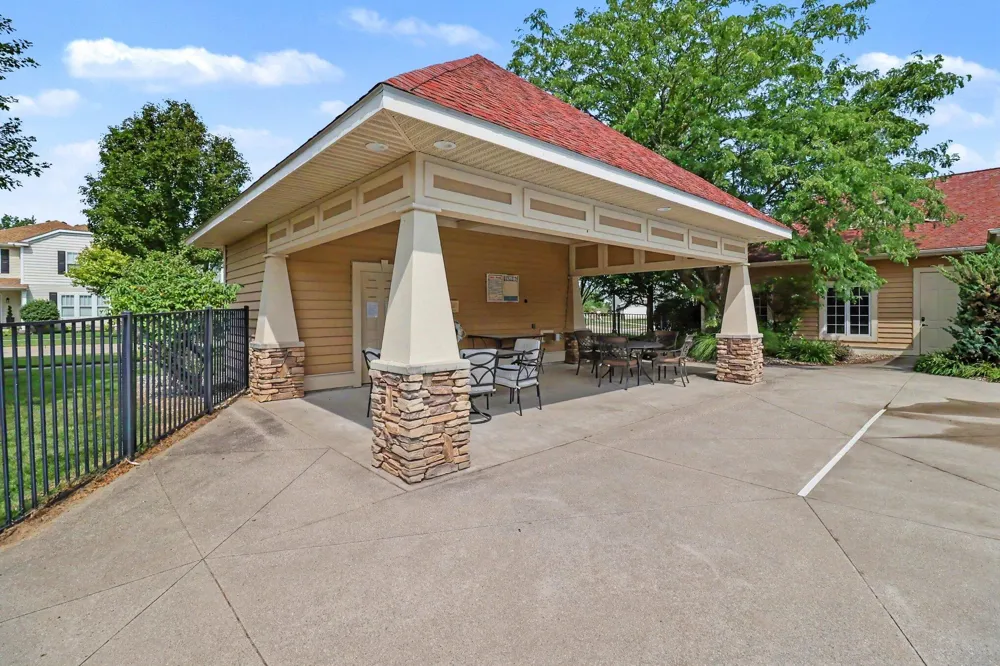 2129 Kensington Park Circle Holland City, MI 49423