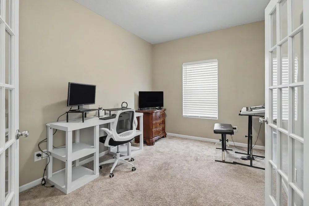 2129 Kensington Park Circle Holland City, MI 49423