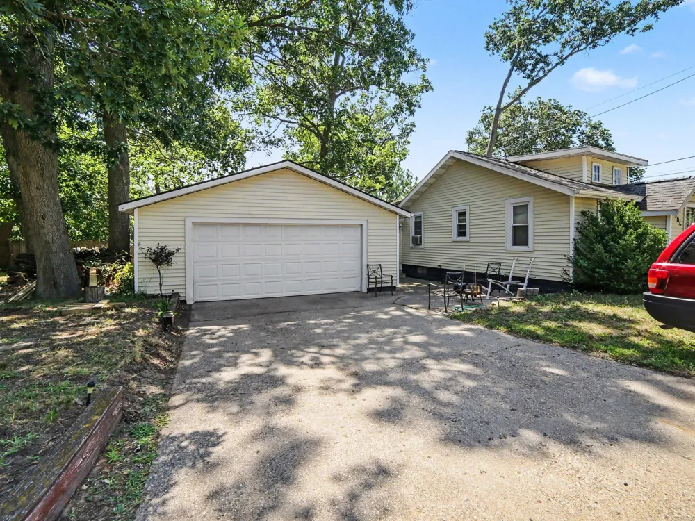 506 Bear Lake Road North Muskegon City, MI 49445
