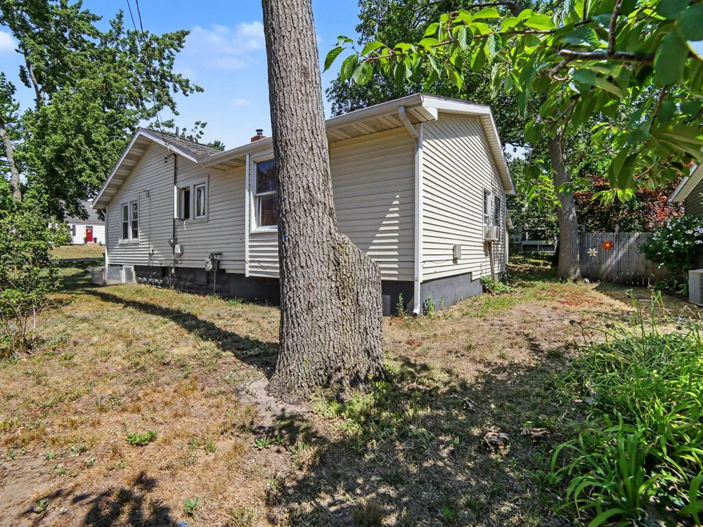 506 Bear Lake Road North Muskegon City, MI 49445