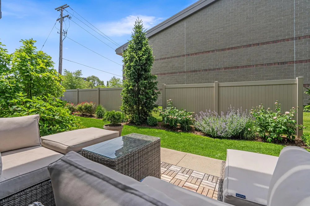 110 Central Avenue #104 Holland City, MI 49423