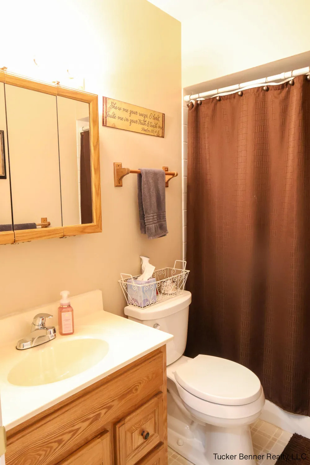 37 S Bear Lake Road Laketon Township, MI 49445