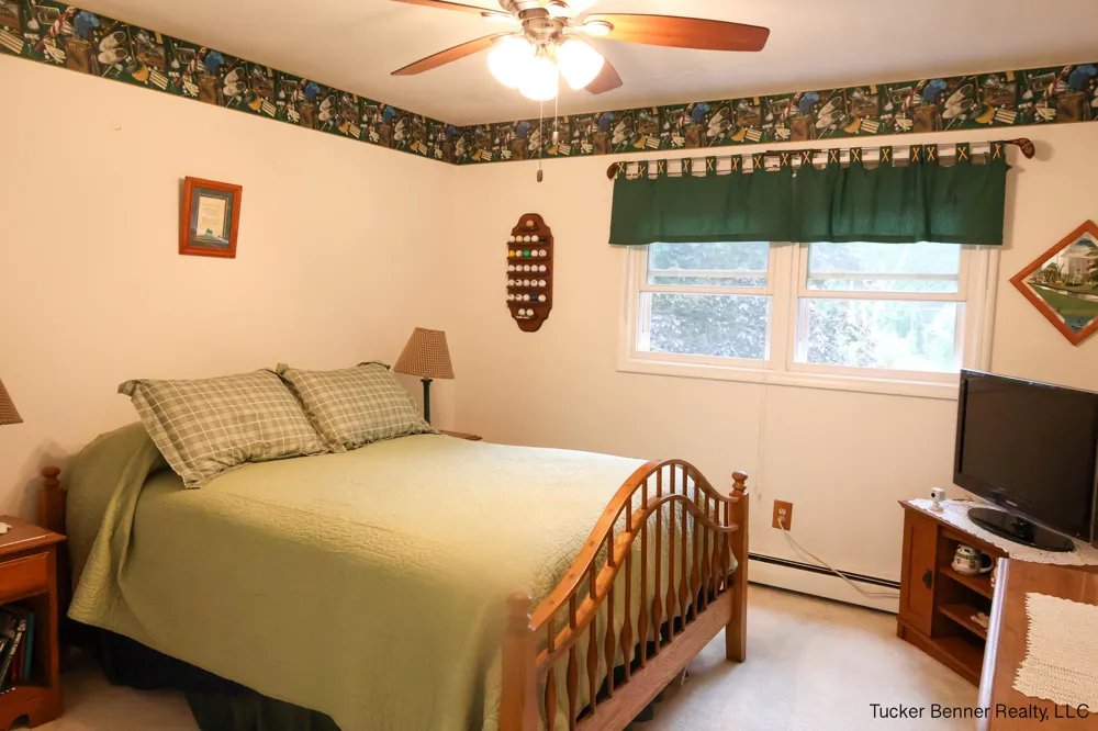 37 S Bear Lake Road Laketon Township, MI 49445