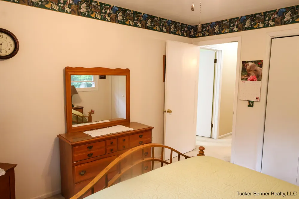 37 S Bear Lake Road Laketon Township, MI 49445