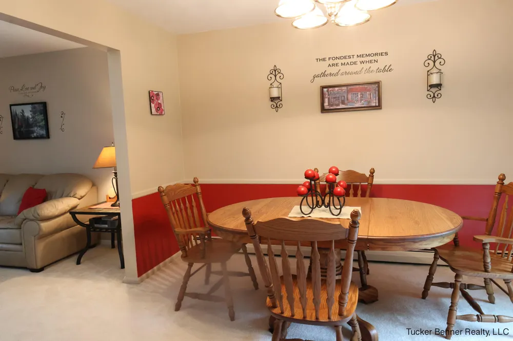 37 S Bear Lake Road Laketon Township, MI 49445