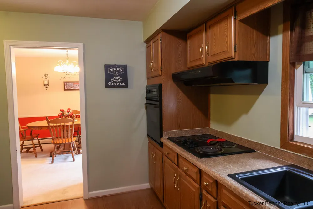 37 S Bear Lake Road Laketon Township, MI 49445