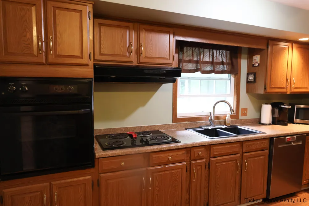 37 S Bear Lake Road Laketon Township, MI 49445