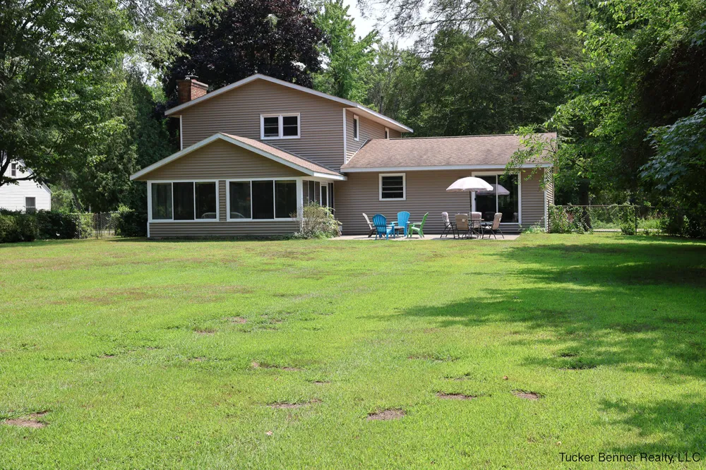 37 S Bear Lake Road Laketon Township, MI 49445
