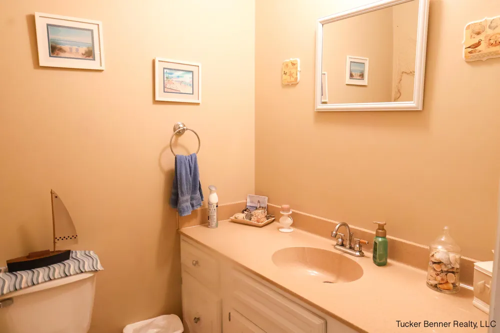 37 S Bear Lake Road Laketon Township, MI 49445