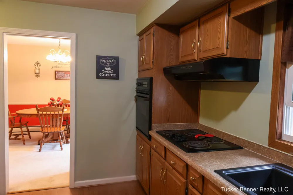 37 S Bear Lake Road Laketon Township, MI 49445