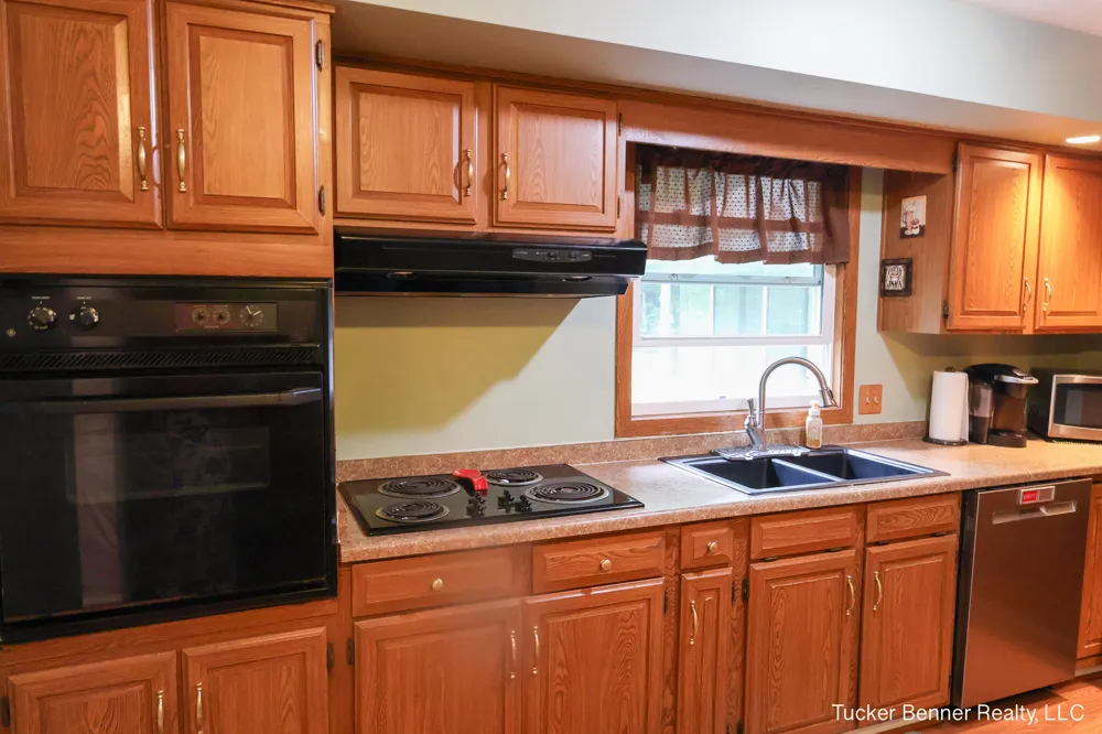 37 S Bear Lake Road Laketon Township, MI 49445