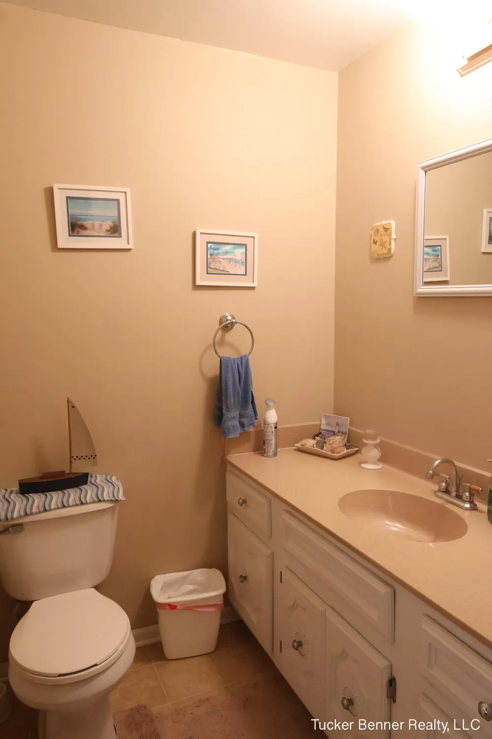 37 S Bear Lake Road Laketon Township, MI 49445