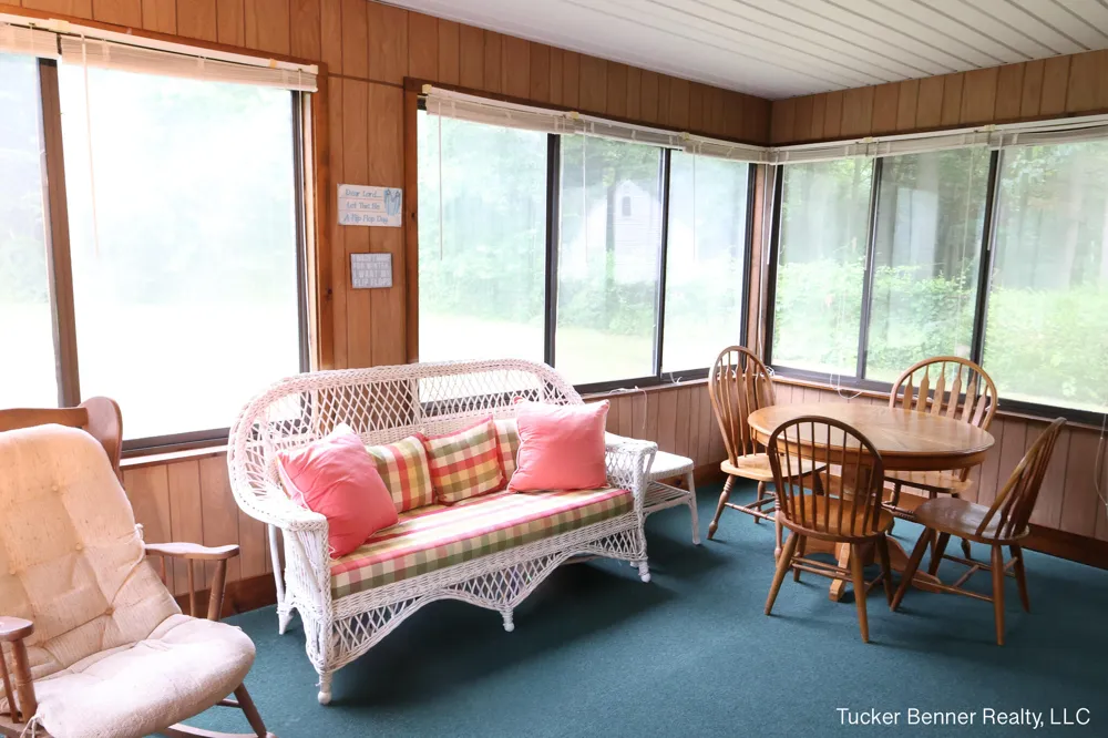 37 S Bear Lake Road Laketon Township, MI 49445
