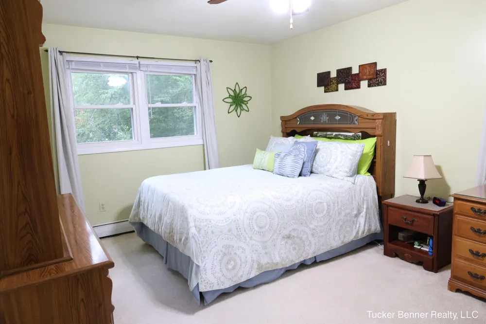 37 S Bear Lake Road Laketon Township, MI 49445