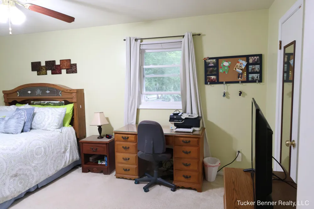 37 S Bear Lake Road Laketon Township, MI 49445