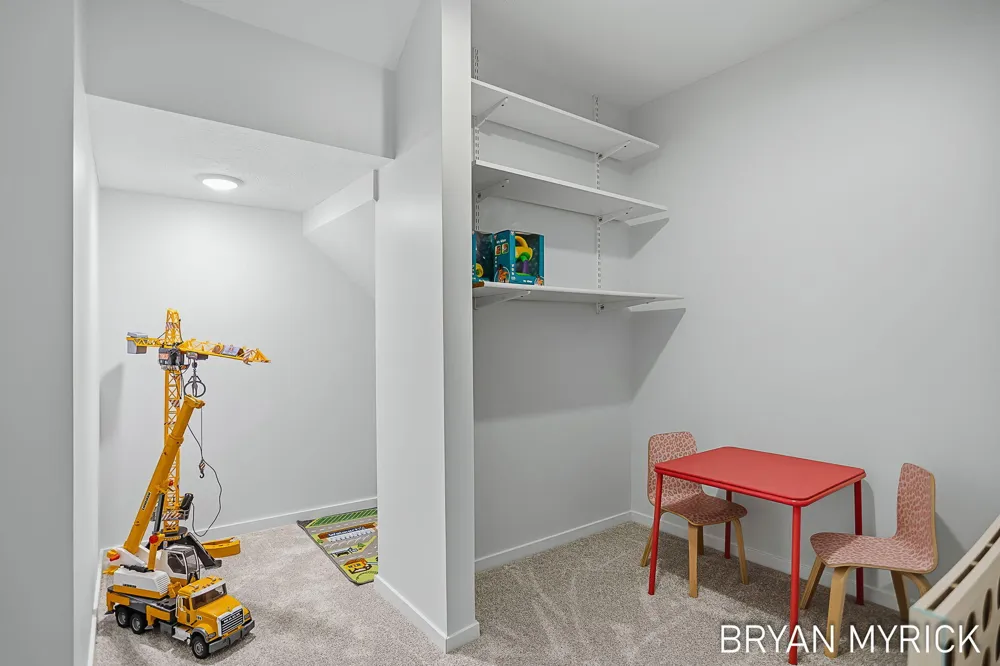4612 Forest Lane Laketown Township, MI 49423