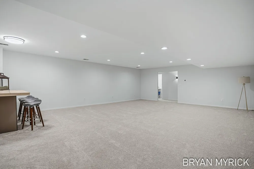 4612 Forest Lane Laketown Township, MI 49423