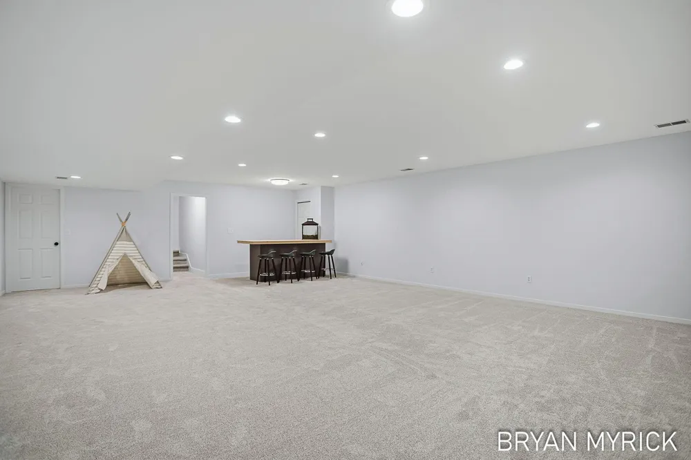 4612 Forest Lane Laketown Township, MI 49423