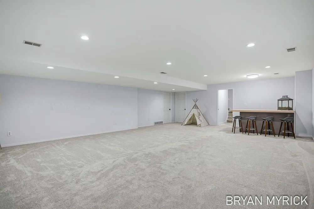 4612 Forest Lane Laketown Township, MI 49423