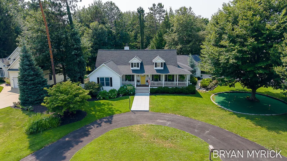 4612 Forest Lane Laketown Township, MI 49423