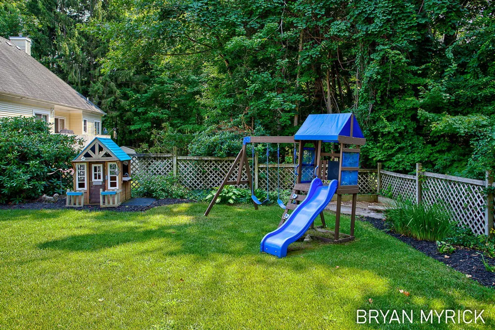 4612 Forest Lane Laketown Township, MI 49423