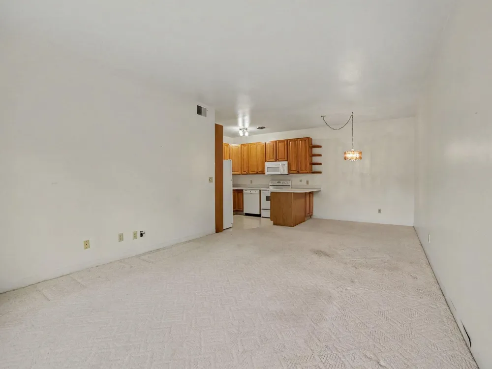 1249 Lakeshore Drive #315 Muskegon City, MI 49441