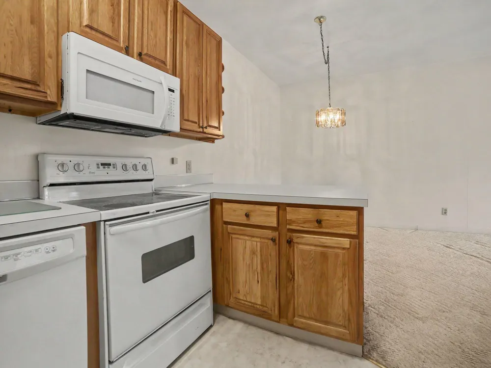 1249 Lakeshore Drive #315 Muskegon City, MI 49441