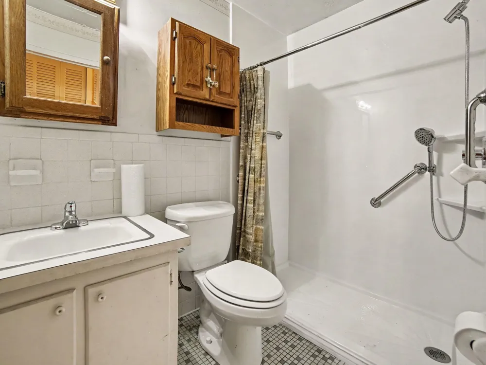 1249 Lakeshore Drive #315 Muskegon City, MI 49441