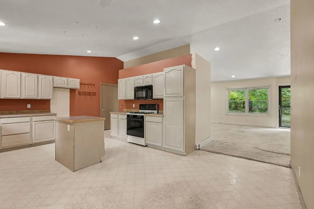 3748 S Sweet Lake Drive Cedar Creek Township, MI 49457