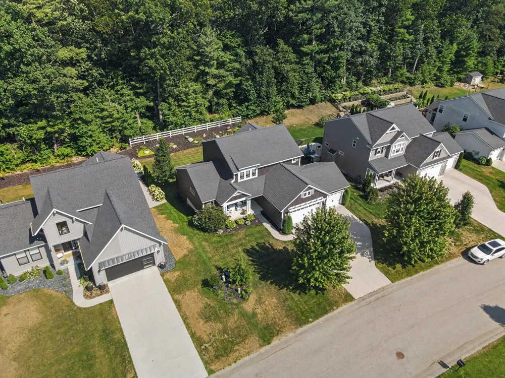 16964 Arbor Way Drive Crockery Township, MI 49448