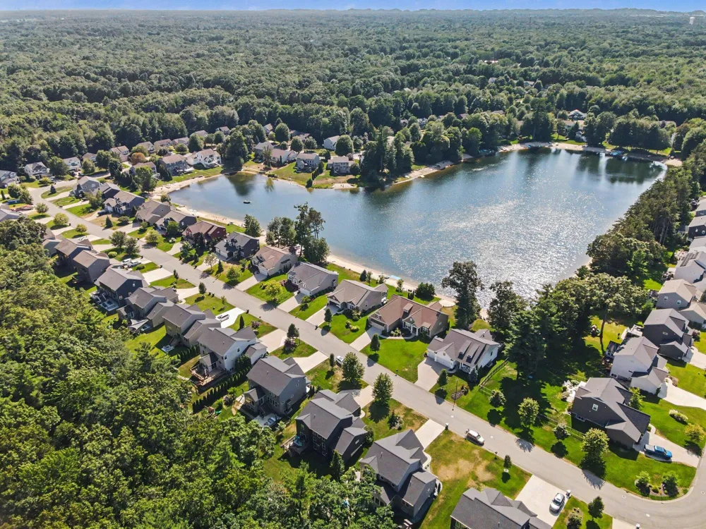 16964 Arbor Way Drive Crockery Township, MI 49448
