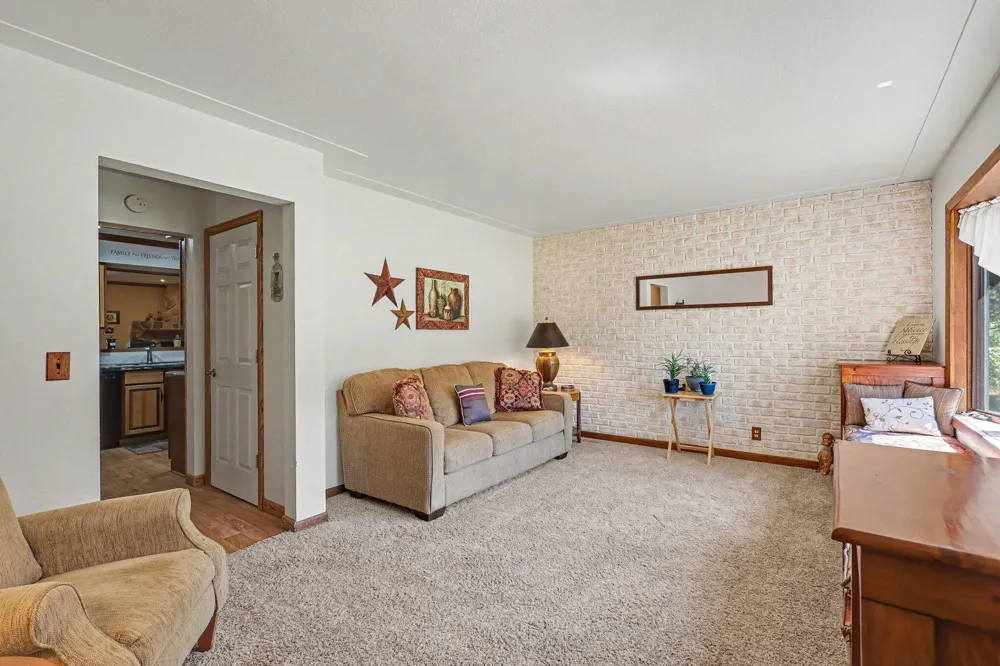 4132 Tean-Mar Avenue Sullivan Township, MI 49444