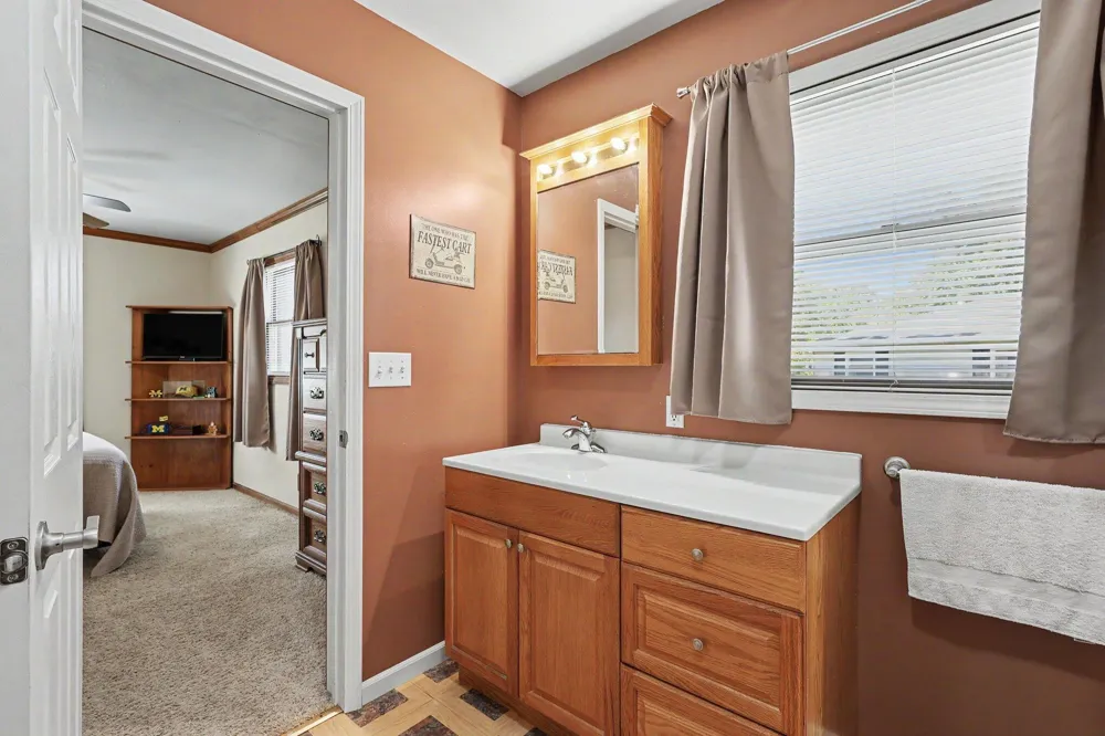 4132 Tean-Mar Avenue Sullivan Township, MI 49444
