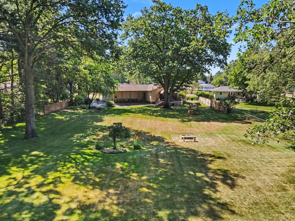 4132 Tean-Mar Avenue Sullivan Township, MI 49444