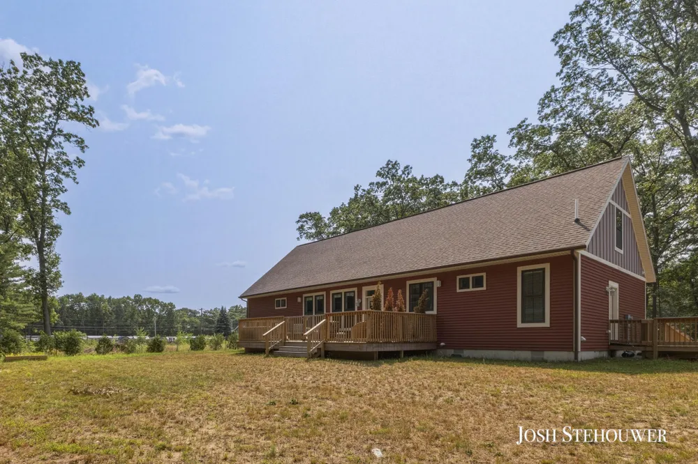 914 S Hilton Park Road Egelston Township, MI 49442